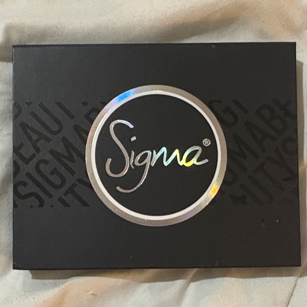 Sigma Beauty Eyeshadow Palette
